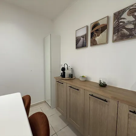 Village Confortable Apartment Serignan